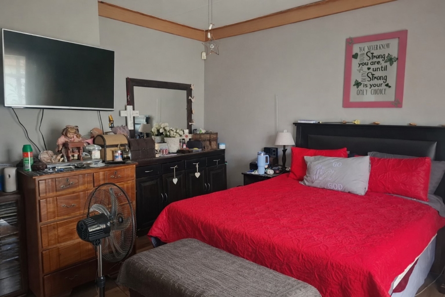2 Bedroom Property for Sale in Wilkoppies North West